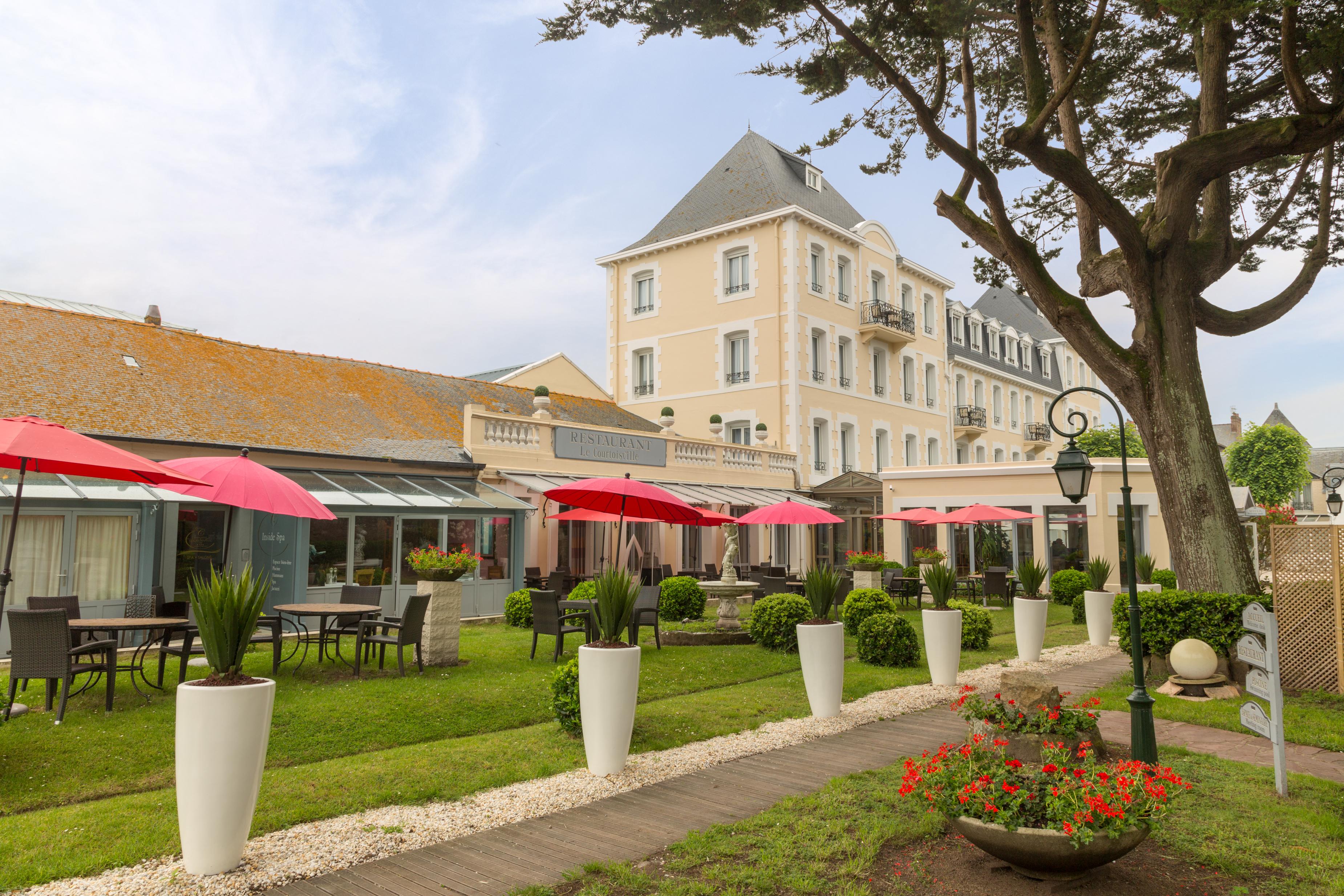 Grand Hotel De Courtoisville - Piscine & Spa, The Originals Relais 圣马洛 外观 照片